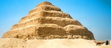 Stufenpyramide