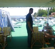 Masseur auf der Nile Supreme